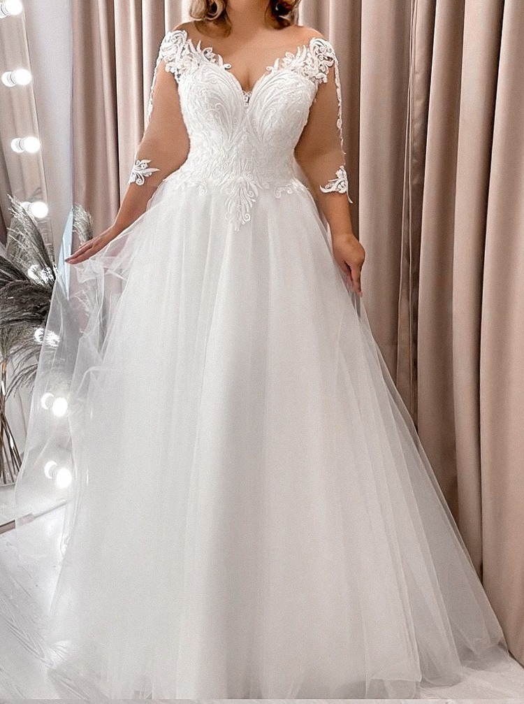 A-line Lace-appliqued Bodice Tulle Floor Length Plus Size Wedding Gown ...